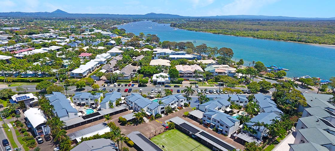 noosa resorts for families