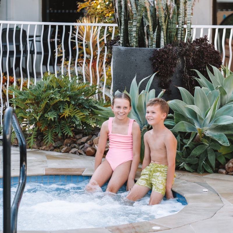 kids in spa at gympie terrace accommodation