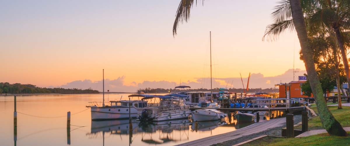 noosa sunset at the river